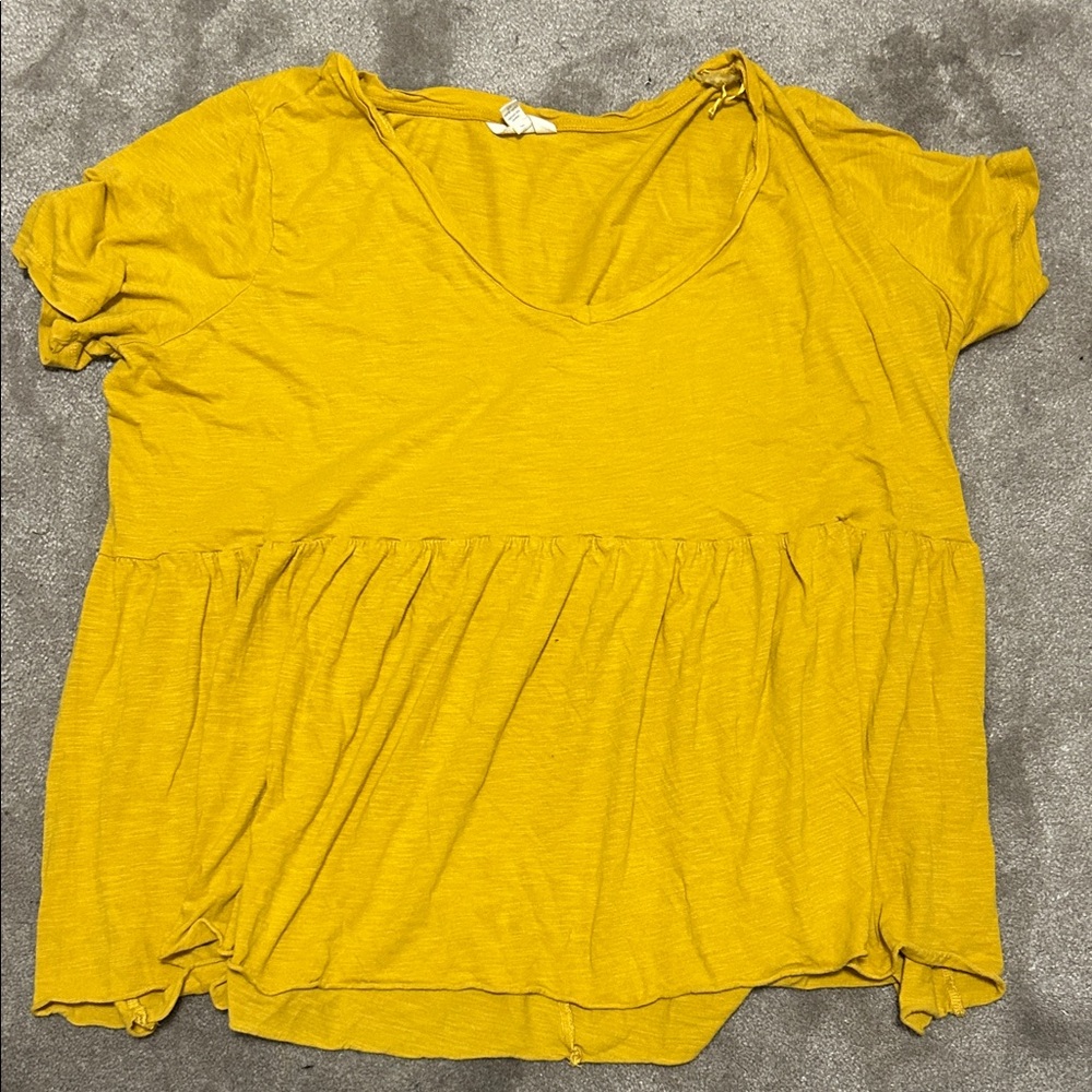 Terra & Sky Mustard Short Sleeve Top